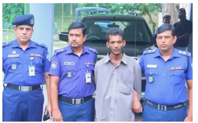 খাগড়াছড়ি রামগড়ে মা- মেয়ে কে  কীভাবে হত্যা করা হলো জানা গেল খুনের আসল রহস্য।  নাতি — সাইফুল গ্রেপ্তার