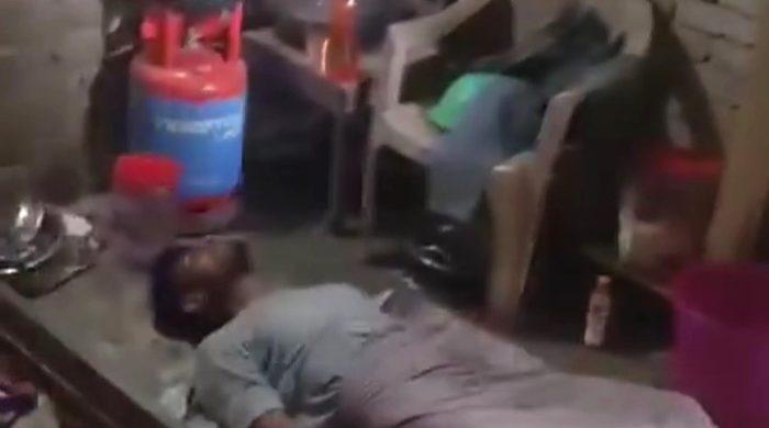 দৌলতপুরে নিজ ঘর থেকে যুবকের লাশ উদ্ধার