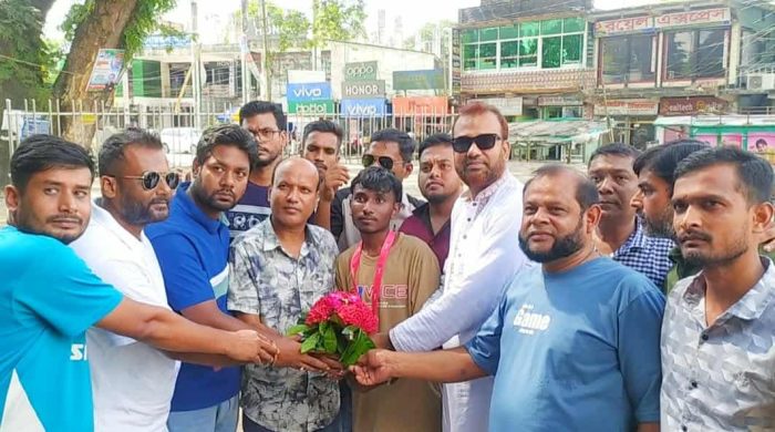 রোবট বিশ্বমঞ্চে সেরা: পেলেন স্বর্ণপদকে বাংলাদেশের  জিহাদের