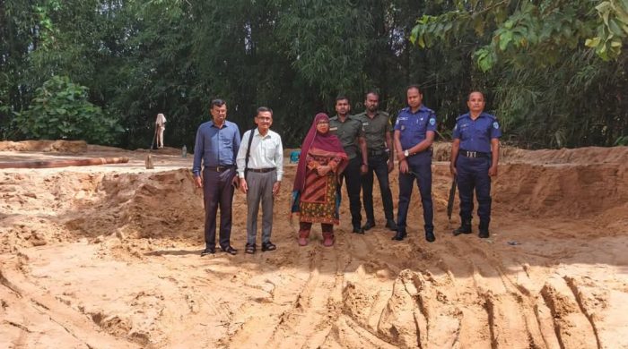 রাঙ্গামাটিতে অবৈধভাবে বালু উত্তোলনের দায়ে লাখ টাকা জরিমানা