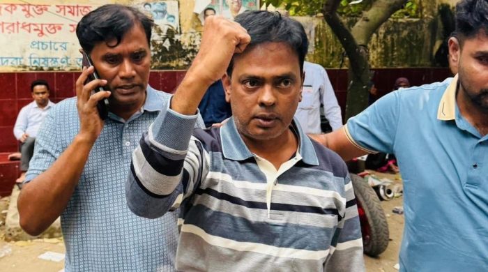 কালিয়াকৈর উপজেলা  আওয়ামীলীগ যুগ্ম সাধারণ সম্পাদক রফিকুল ইসলাম তুষার গ্রেফতার