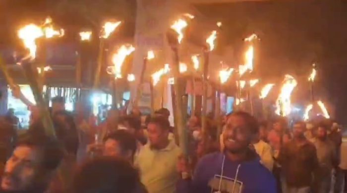 নোয়াখালী কোম্পানিগঞ্জে বিএনপির প্রার্থীর বিরুদ্ধে মশাল মিছিল