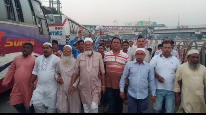 কালিয়াকৈর  তারেক রহমানের ৩১ দফা বাস্তবায়নে  ৫ নং ওয়ার্ডের লিফলেট বিতরণ