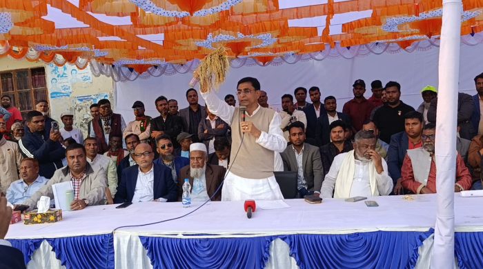 কালিয়াকৈর ধানের শীষের মনোনীত প্রার্থীর কর্মী সভা অনুষ্ঠিত হয়