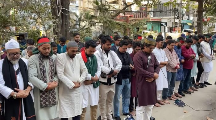 হাদীর হত্যাকারীদের ২৪ ঘন্টার মধ্যে গ্রেফতারের আল্টিমেটাম এন্টি ফ্যাসিস্ট স্কোয়াডের