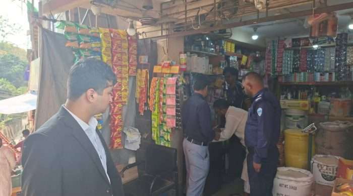রমজানে বাজার নিয়ন্ত্রণে রাঙ্গামাটি জেলা প্রশাসনের বিশেষ অভিযান