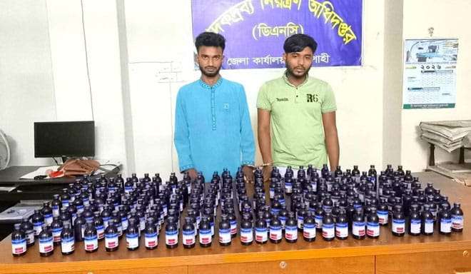 রাজশাহীতে প্রাইভেট কারে বিপুল পরিমাণ মাদক উদ্ধার