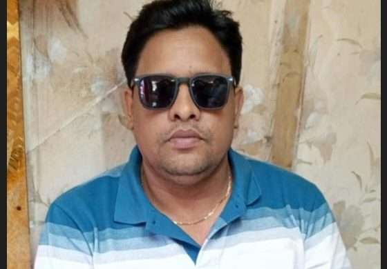 লক্ষ্মীপুরের ঐতিহ্যবাহী শ্রী শ্রী বঙ্ক বিহারী জিউ আখড়া মন্দির পরিচালনা নবগঠিত কমিটিতে সভাপতি (সেবাইত) চিত্ত রঞ্জন দেবনাথ ও সেক্রেটারি সঞ্জয় দেবনাথ
