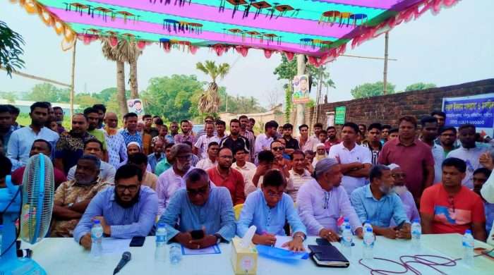 কালিয়াকৈর চারটি গুরুত্বপূর্ণ সড়ক নির্মাণ কাজের ভিত্তি স্থাপন উদ্বোধন করেন মাননীয় সংসদ সদস্য মোঃ মজিবুর রহমান