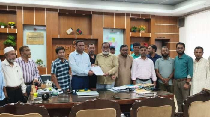 নোয়াখালীকে সিটি কর্পোরেশন ঘোষণার দাবিতে প্রধানমন্ত্রীর বরাবরে নোয়াখালী সাংবাদিক ইউনিয়নের স্মারকলিপি